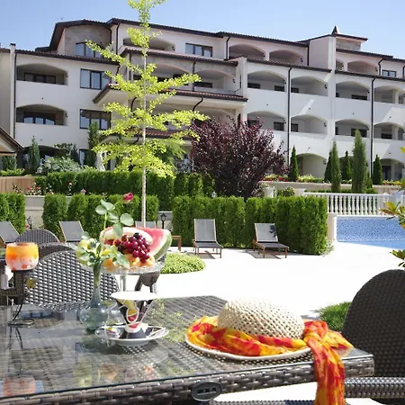 Mia Casa 4*